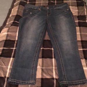 Seven7 Capri jeans
